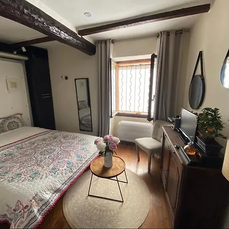 Au Coeur Du Vieil אנטיב